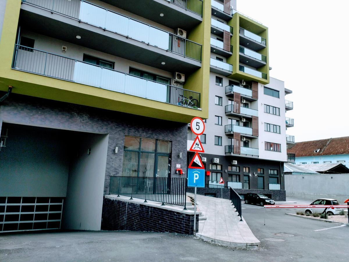 Highsky Oradea Apartments Екстериор снимка